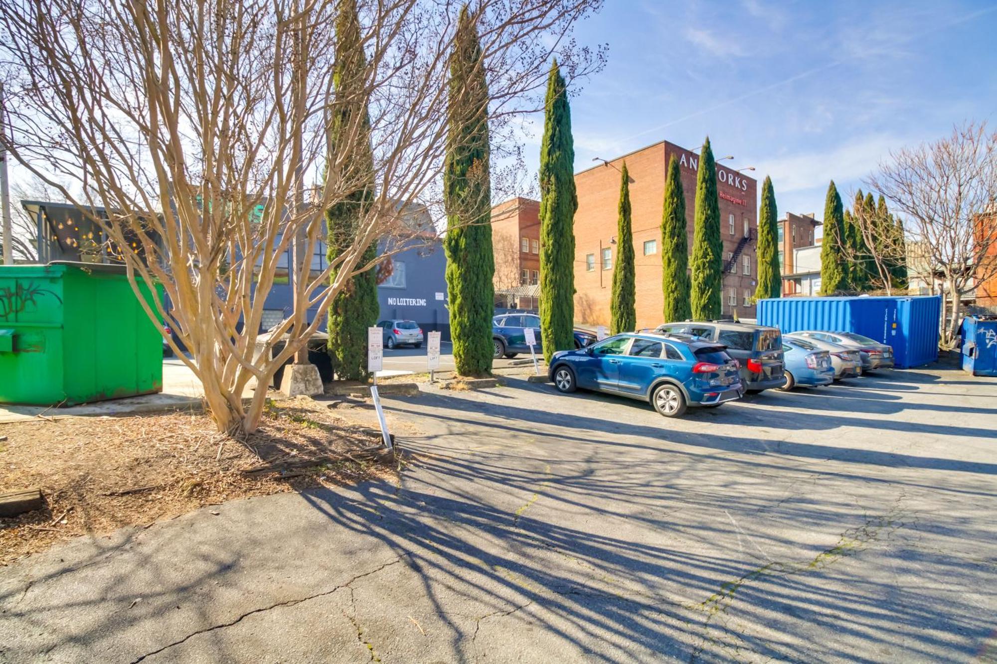 Walkable Lynchburg Condo With Private Balcony Exterior photo